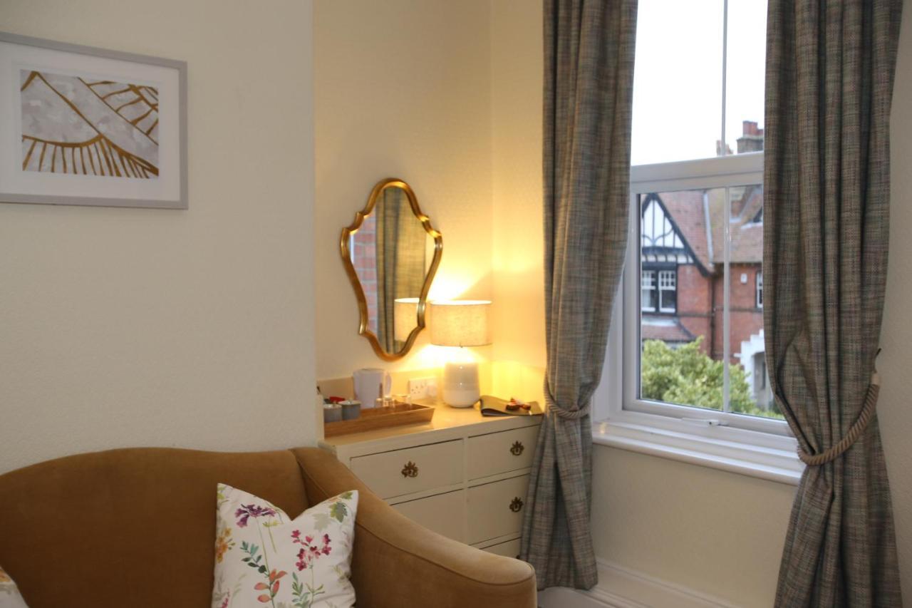 Bed and Breakfast The Cordelia Scarborough Esterno foto
